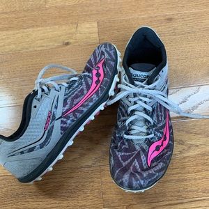 Saucony Running Spikes